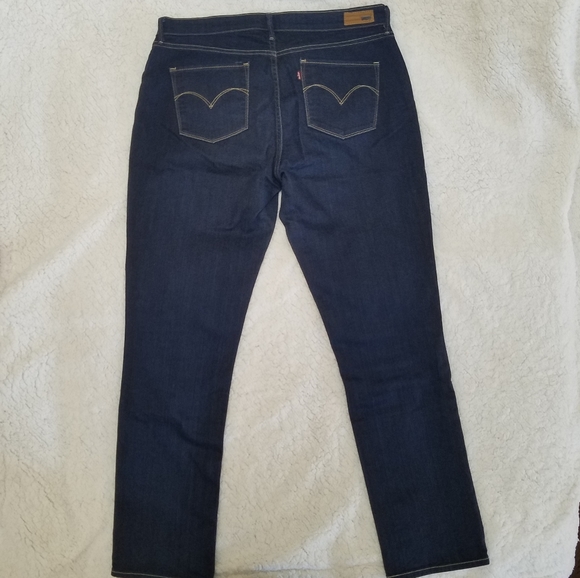 Levi's | Jeans | Levis Demi Curve Classic Rise Slim Leg Jeans Size 4 |  Poshmark